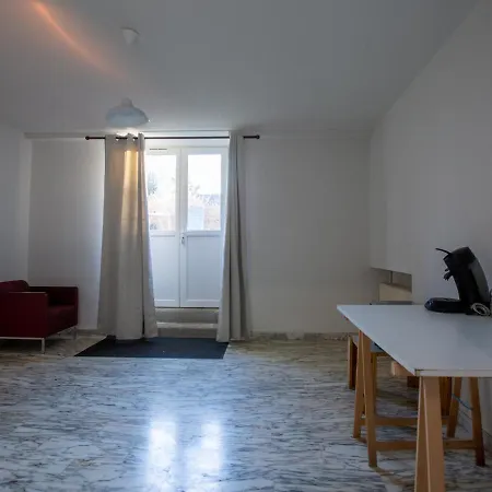 Saint Roch Oda ve Kahvaltı